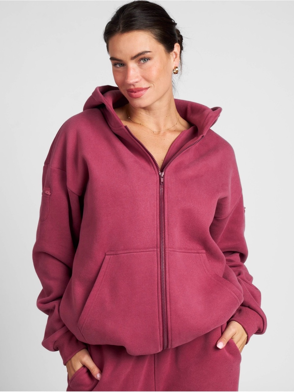 New Comfrt Unisex Large Berry Travel Essentials Zip Hoodie Heavyweight Oversized